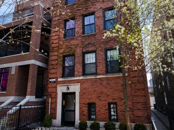 3743 N Clifton Ave APT 3, Chicago, IL 60613
