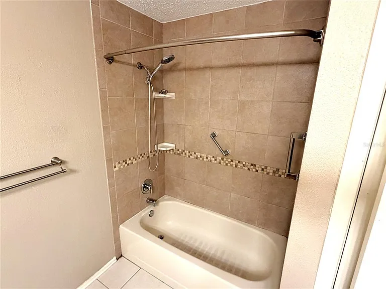 309 Buttonwood Dr — Photo 26