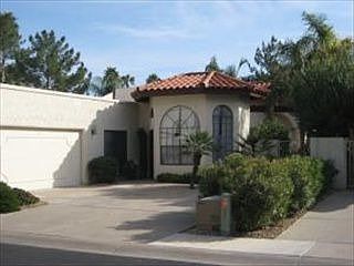 1st image of 5525 E Paradise Dr