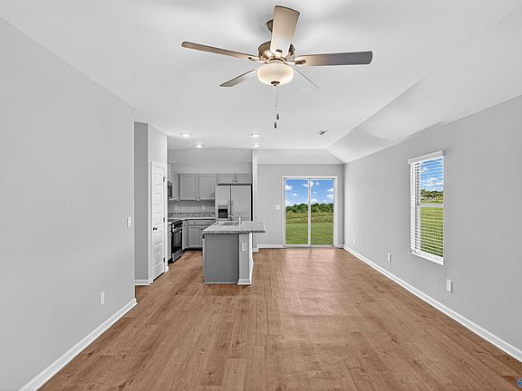 4th image of 4314 Foxwood Dr