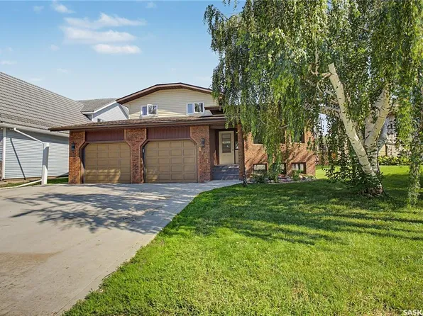 1791 Barton DRIVE, Prince Albert, SK S6V 7W1