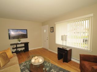 8215 W Winfield Ave, Milwaukee, WI 53218