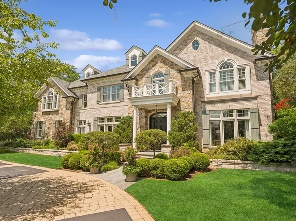 1201 Lindenwood Dr, Winnetka, IL 60093