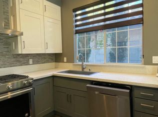 170 Mountainside Dr, Henderson, NV 89012
