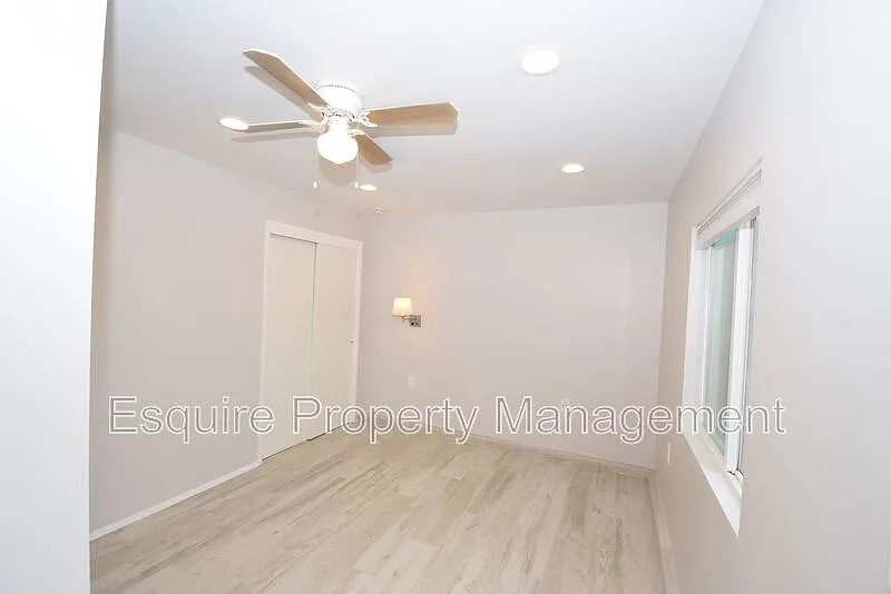 Studio, 1.0 bath, 200 sqft, $1,495 — Photo 2