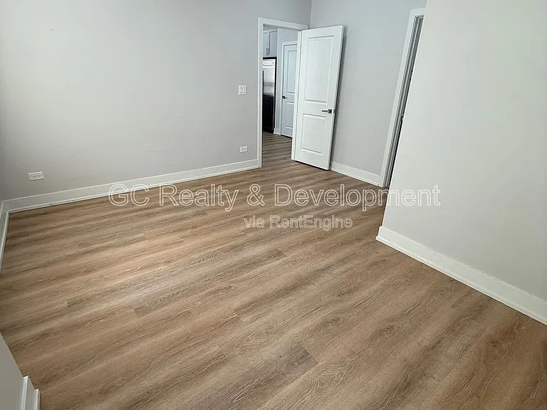 5071 N Northwest Hwy #203 — Photo 9