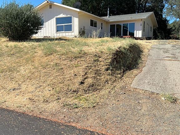 2nd image of 1049 Deputy Drive