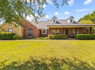100 Ruth Ct, Aledo, TX 76008
