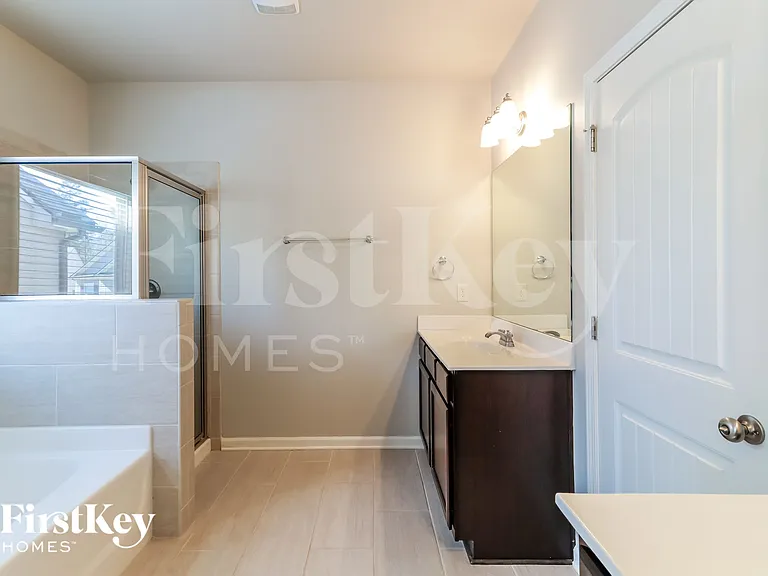 2202 Black Pebble Cir — Photo 7