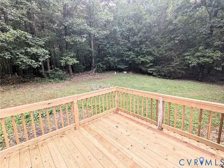 5959 Derwent Rd — Photo 9