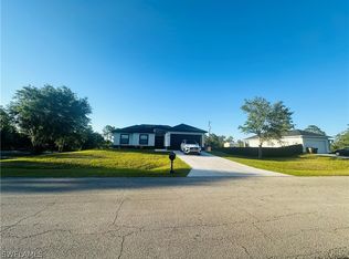 505 E 8th St, Lehigh Acres, FL 33972