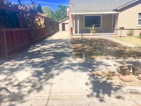 3rd image of 1115 Madera Ave