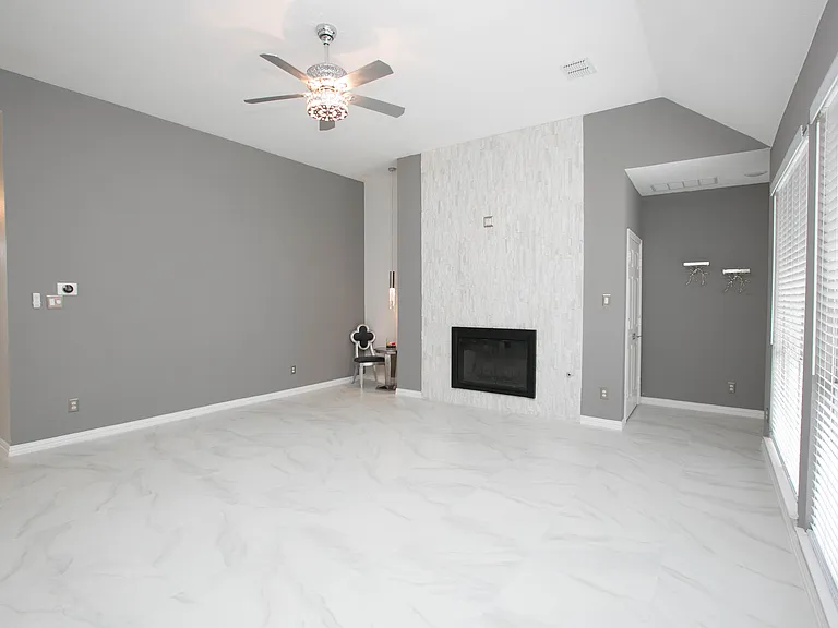 5814 Norfolk Ln — Photo 15