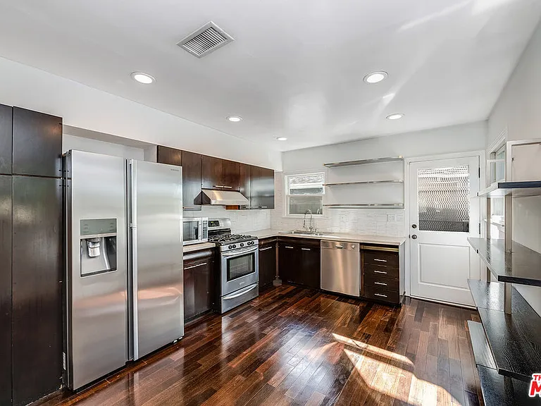 7722 Clinton St — Photo 14