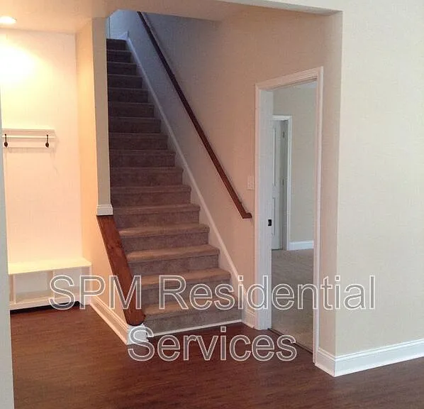 107 Roughleaf Trl — Photo 22