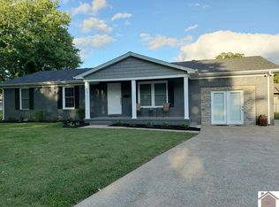 701 Earl Ct, Murray, KY 42071