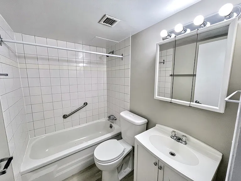 824 13th Ave SW — Photo 24