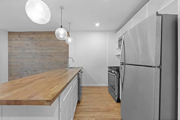 Rented by TorsX Inc | media 2