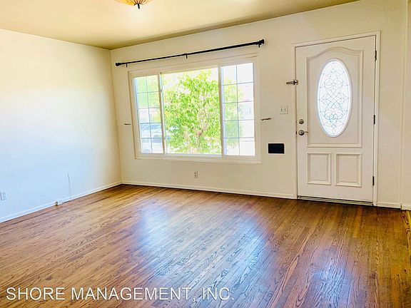 2nd image of 4924 Gallatin Way
