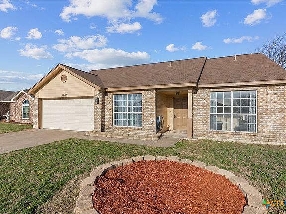 2nd image of 3007 Nancy Jane Dr