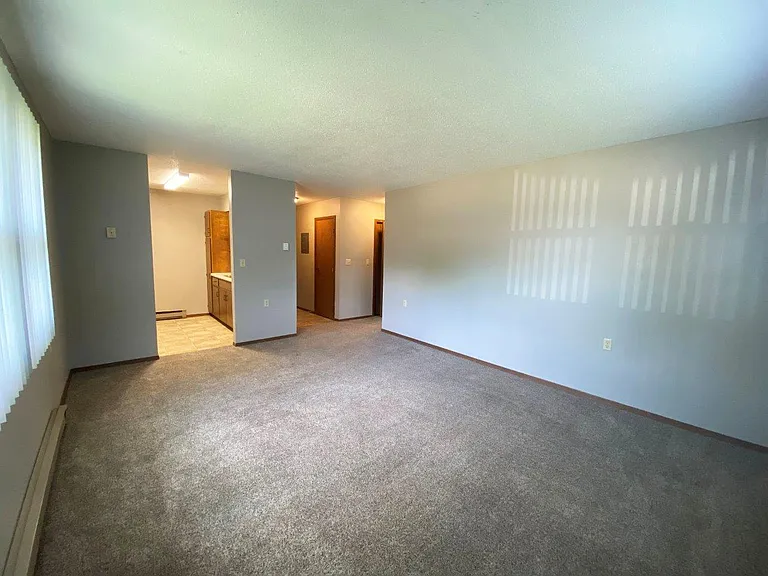 Bluestem Apartments — Photo 6