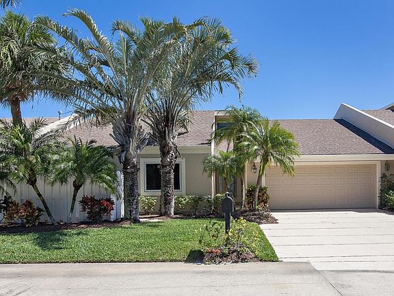 17224 Bay St Jupiter FL 33477