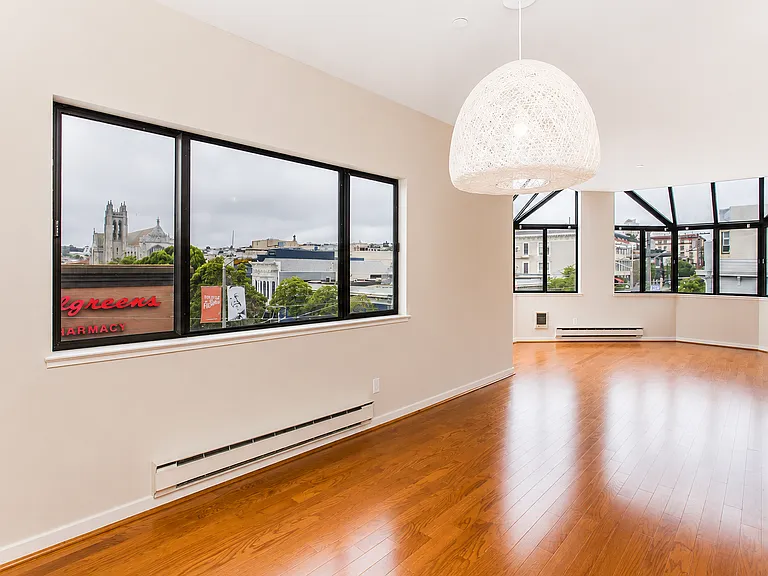 2185 Bush St #310 — Photo 4