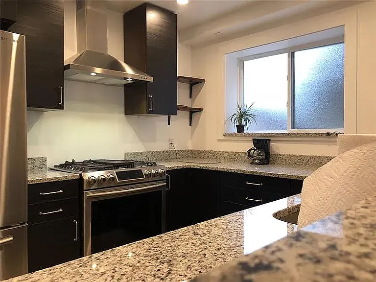 1-228 Webster St NE #1 — Photo 28