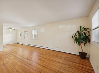 222 Woodside Ave, Ridgewood Village, NJ 07450