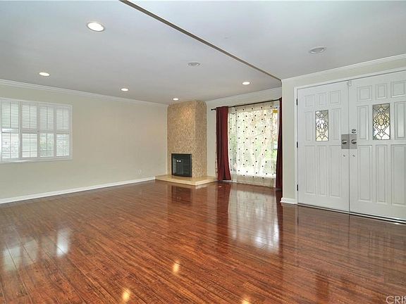 4th image of 4621 Dunsmore Ave