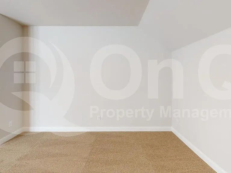8407 Cornerstone Dr — Photo 14