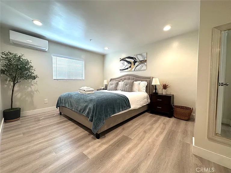 22 S Hidalgo Ave — Photo 5