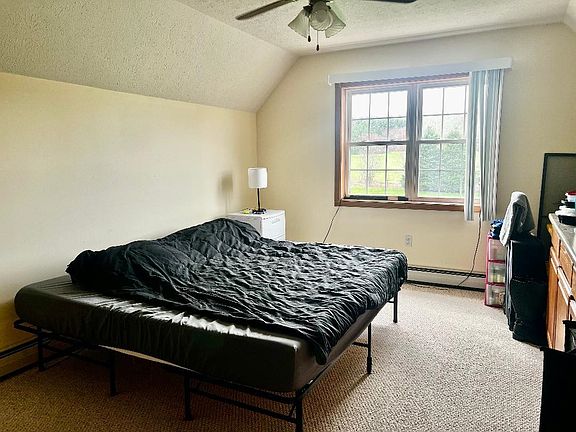 5th image of 935 scott Road
