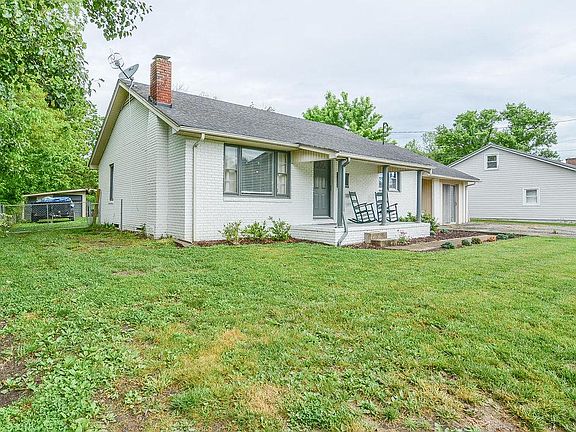 2nd image of 256 Clover Bottom Dr