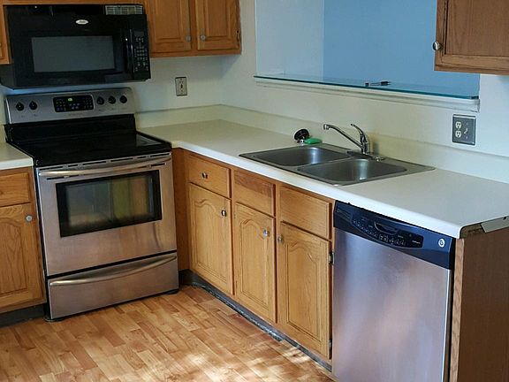 4th image of 7794 Barkwood Dr