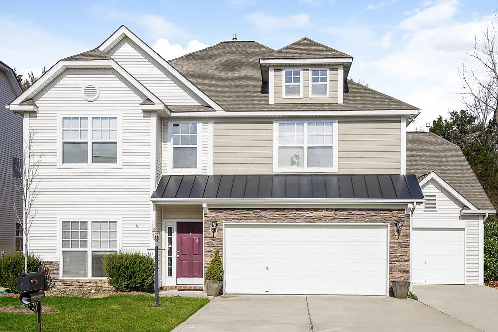 5 bed, 3.0 bath, 3232 sqft, $3,810 — Photo 1