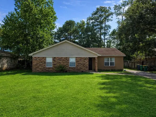 12529 Ponce De Leon Dr, Ocean Springs, MS 39564