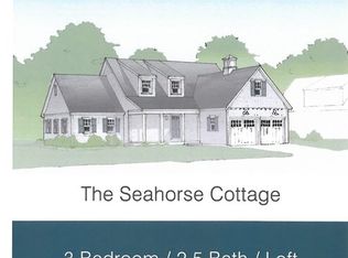 41 Old Main Rd #2, Falmouth, MA 02556