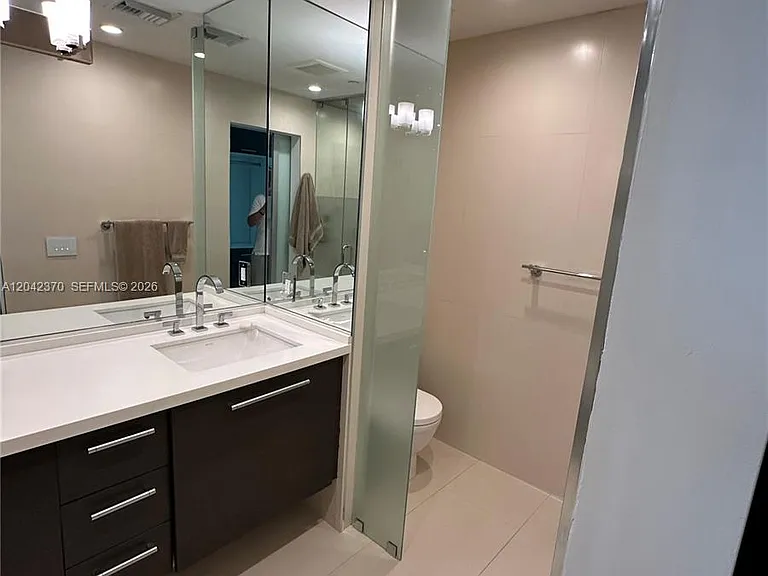 900 Biscayne Blvd #2312 — Photo 11