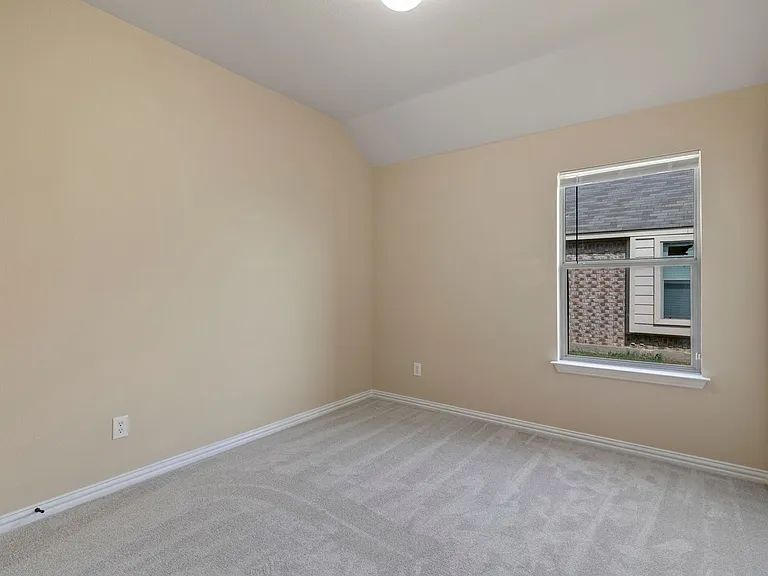 8204 Tierra Del Sol Rd — Photo 7