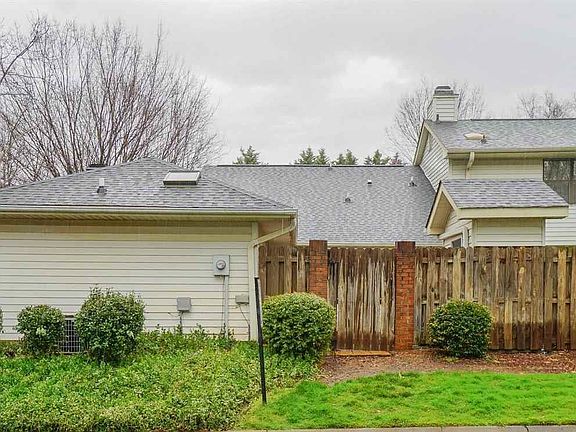 2nd image of 10 Forest Lake Dr #1