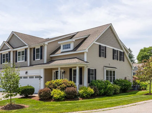 21 Meeting House Ln #21, Southborough, MA 01772