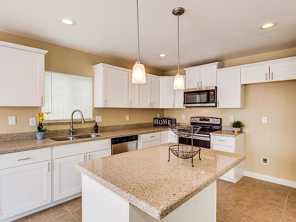 4th image of 8901 W Malapai Dr