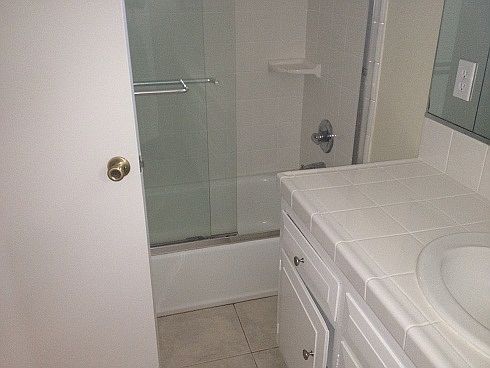 Tub in Bathroom