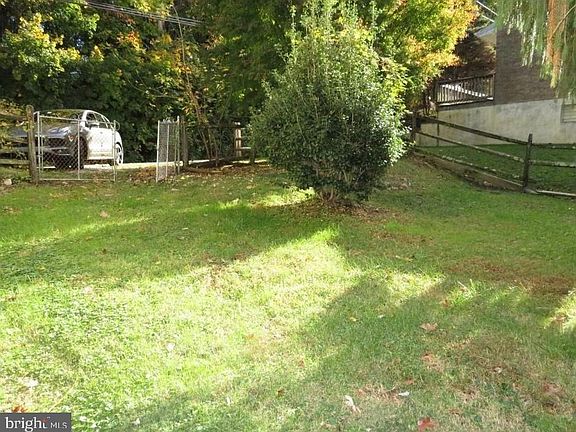 4th image of 551 Gorgas Ln #A