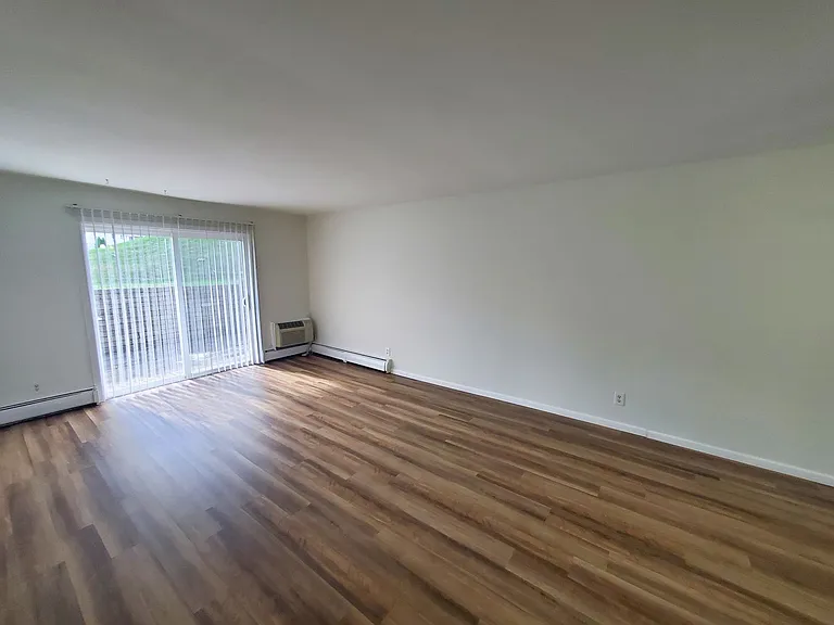 Nakoma Heights Apartment Homes — Photo 46