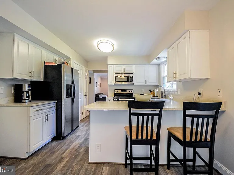 13527 Point Pleasant Dr — Photo 11