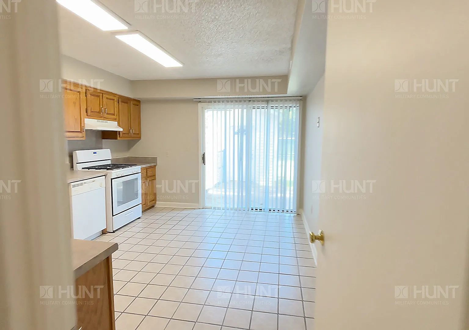 4 bed, 2.5 bath, 1850 sqft, $1,475 — Photo 4