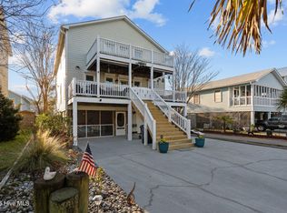 927 Coast Walk Ln, Carolina Beach, NC 28428