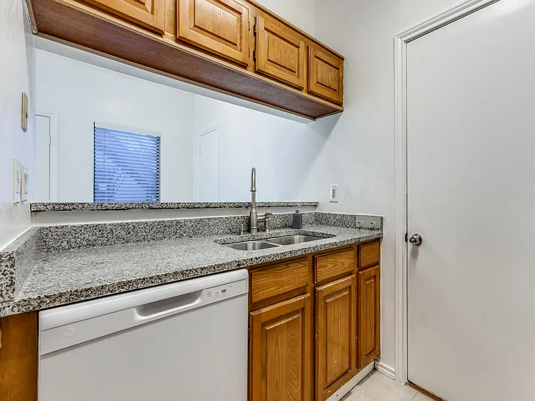 7340 Skillman St #605 — Photo 13